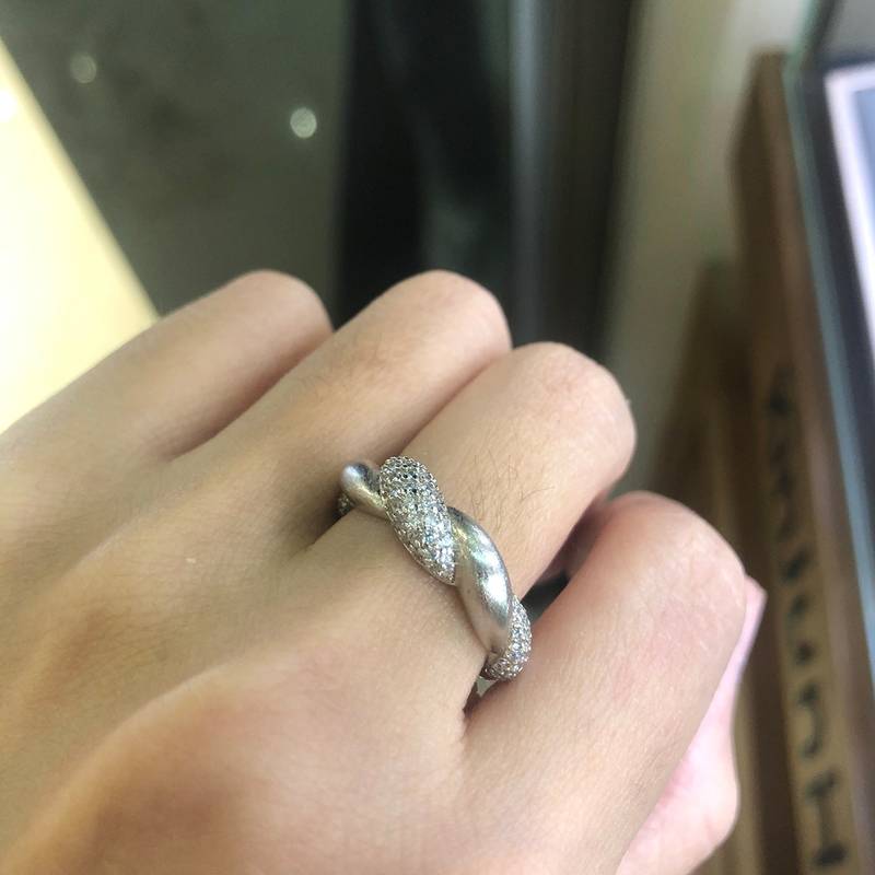 双臂互扭排戒Women's RingS925银镀18K白金定制选款副石Moissanite0.76ct